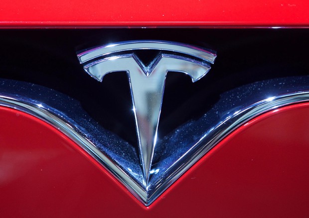 Tesla: lavora ad assicurazione auto per i suoi clienti © EPA