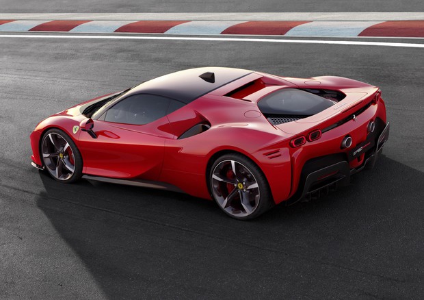 Ferrari: Camilleri, SF90 Stradale è nostra pietra miliare © ANSA
