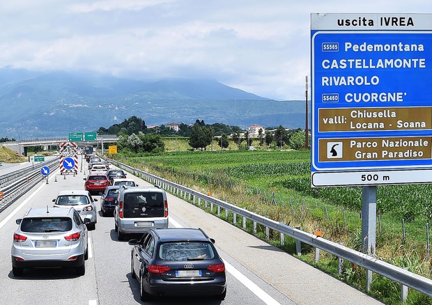 Frana minaccia Torino-Aosta, chiusi 18 chilometri autostrada © ANSA