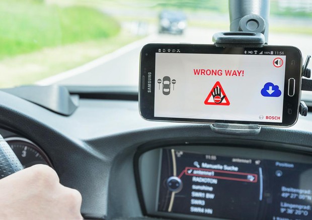 Contro rischi guida contromano arriva 'wrong-way warning' © Bosch Press