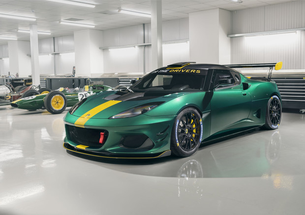 Lotus Evora GT4 Concept © ANSA
