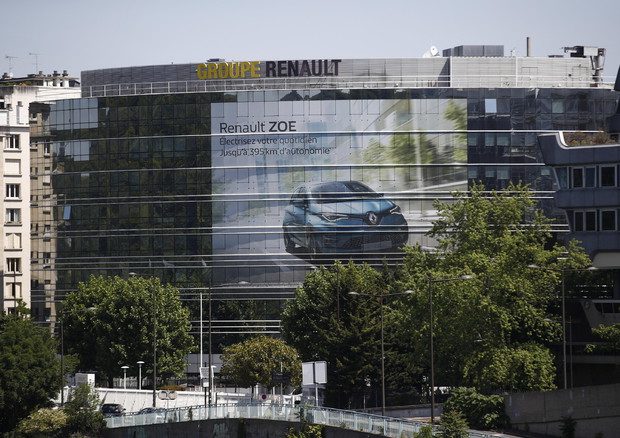 Renault headquarters in Paris © EPA