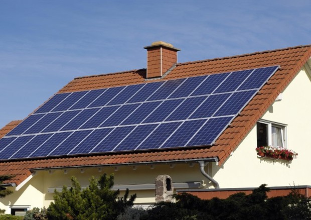 Ue, i pannelli solari tra i prodotti che potranno godere di riduzioni Iva (ANSA)