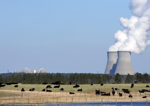 Francia e altri 8 Paesi, idrogeno da nucleare va incluso in nuova direttiva rinnovabili (ANSA)