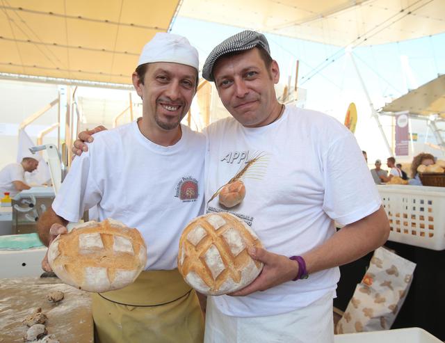 Expo: Coldiretti, 46% italiani mangia pane avanzato