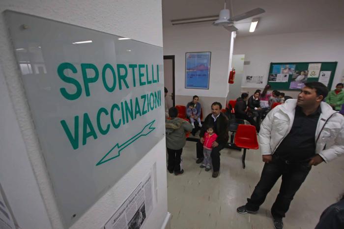 Blocco Vaccini: Arru, allarmismi ingiustificati in Sardegna - ANSA.it