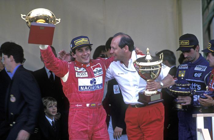 Ayrton Senna e il team principal della McLaren-Ford Ron Dennis  al Gp di Monaco 23 maggio 1993 (foto: ANSA)
