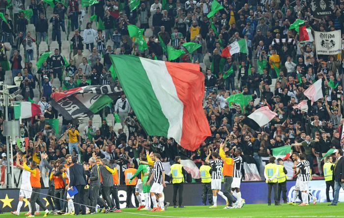La Juventus festeggia lo scudetto (foto: ANSA)