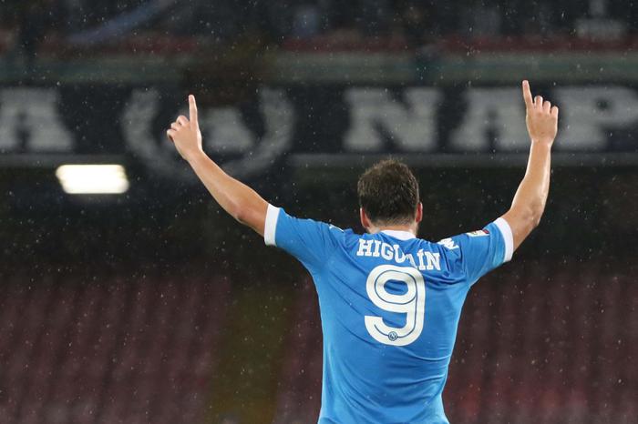 Calcio: Higuain 36 gol, record assoluto in Serie A / SPECIALE (foto: ANSA)