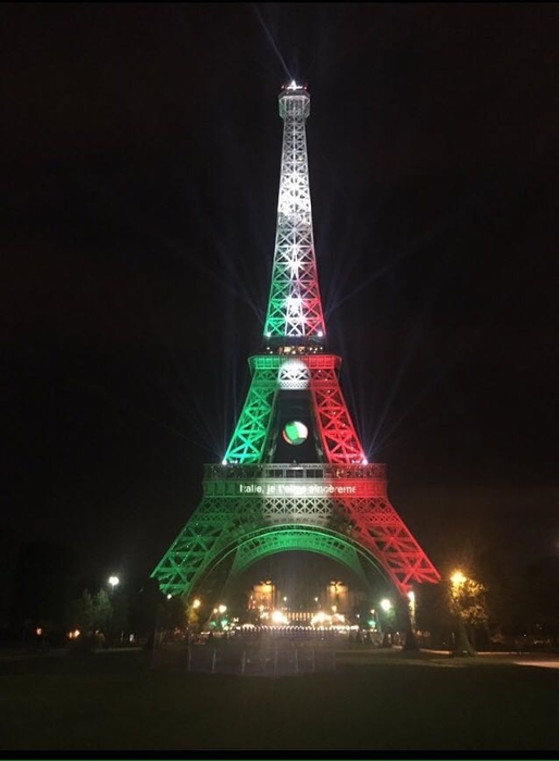 Euro 2016: la Torre Eiffel è bianco-rosso-verde - Europei 2016 - ANSA.it