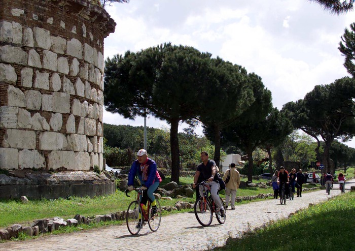 Parco dell'Appia al via, ma è Sos personale e fondi - ANSA.it
