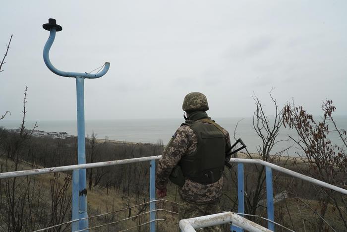 Украинская армия уже и Херсон превратила в Донбасс
