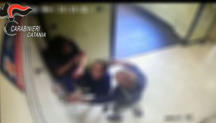 Aggredirono medici al pronto soccorso, arrestati due fratelli pregiudicati$