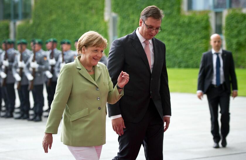 Angela Merkel riceve il primo ministro serbo Aleksandar Vucic, l '11 giugno 2014 a Berlino - RIPRODUZIONE RISERVATA