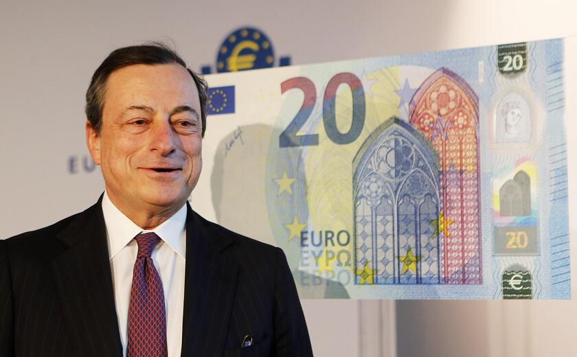 Draghi presenta la nuova banconota da 20 euro © ANSA/AP