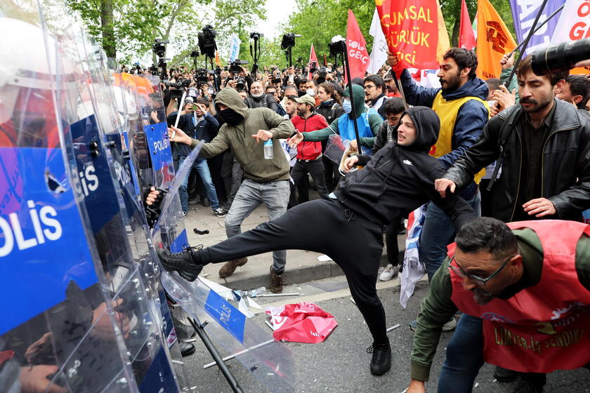 Incidentes entre manifestantes y la policía en Turquía