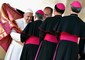 Papa Francesco con i Vescovi Ansa/Ettore Ferrari © Ansa