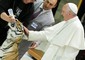 Papa Francesco e la tigre in Vaticano © Ansa