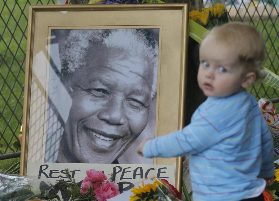 Omaggio a Nelson Mandela © Ansa