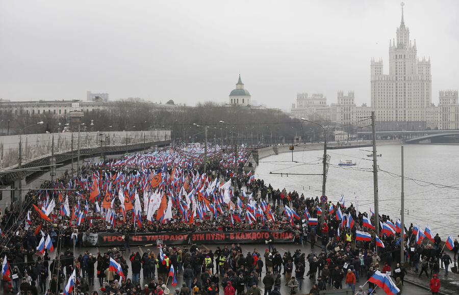 A Mosca il corteo in ricordo di Nemtsov © ANSA