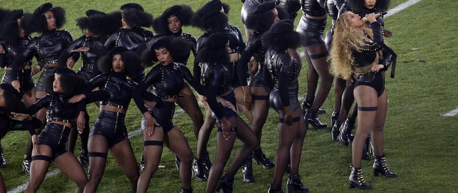 Lo show di Beyonce protagonista al Super Bowl © Ansa