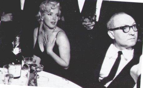 Una foto di Marilyn Monroe e Lee Strasberg (dal web)