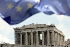 Grecia:vende 1,6 mld bond, tassi in calo