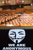 Anonymous, non vogliamo oscurare il web