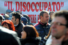 Istat: 2,24 mln disoccupati, tornati livelli 2001 