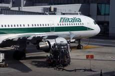Alitalia: previsti 690 esuberi