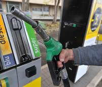 Benzina: invariata a 1,774 euro/litro