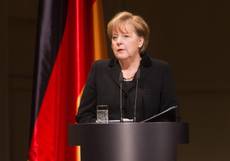Nazismo: Merkel chiede perdono