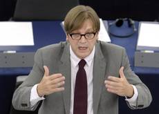 Verhofstadt,Russia fornisce armi a Siria