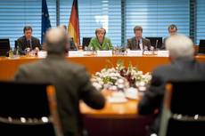 Crisi: Merkel, serve tempo per superarla