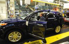 Ford: Fitch alza il rating