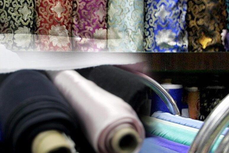 Industria tessile (foto d 'archivio) - RIPRODUZIONE RISERVATA