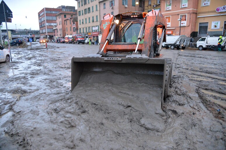 Alluvione Genova 2014 - RIPRODUZIONE RISERVATA