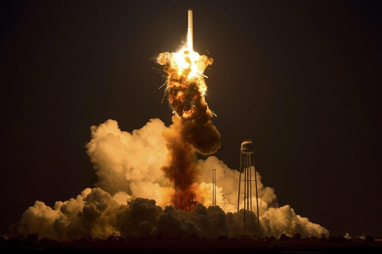 Il razzo della Orbital Sciences Corporation Antares © ANSA/EPA