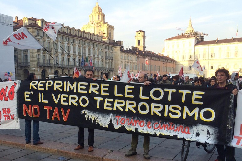 Tav: torna la protesta No Tav, corteo a Torino e al cantiere - RIPRODUZIONE RISERVATA