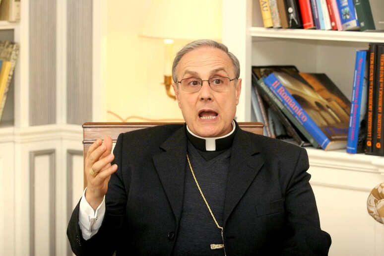 ll vescovo di Mazara del Vallo Domenico Mogavero - RIPRODUZIONE RISERVATA
