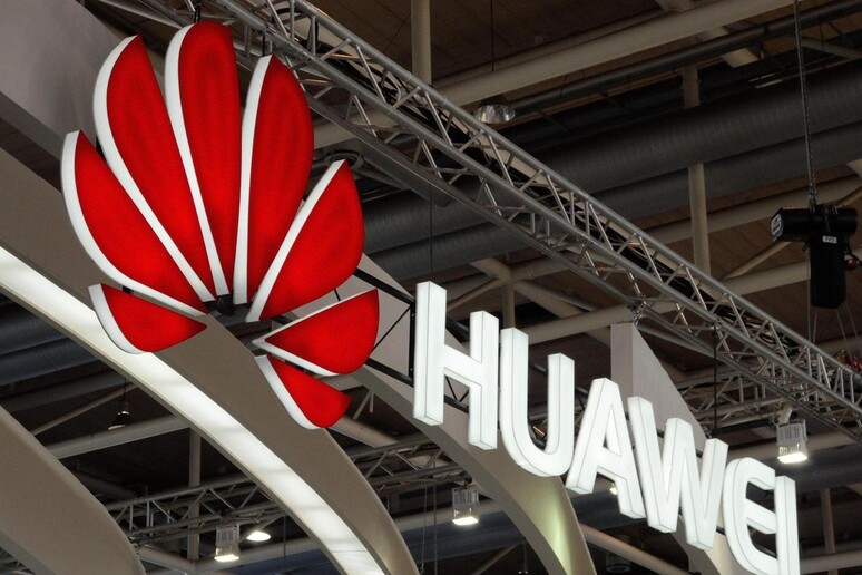 Cina, contro Huawei azioni immorali © ANSA/EPA