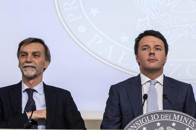 Matteo Renzi e Graziano Delrio - RIPRODUZIONE RISERVATA