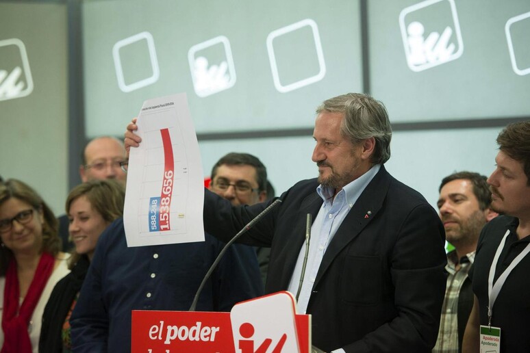 In Spagna debacle PP-Psoe, exploit degli  'indignados ' © ANSA/EPA