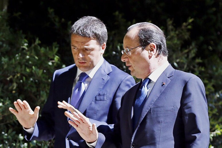 Francois Hollande e Matteo Renzi © ANSA/EPA