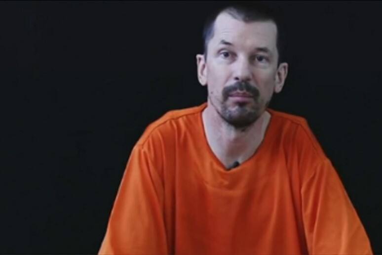 John Cantlie, l 'ostaggio britannico comparso in diversi video dell 'Isis - RIPRODUZIONE RISERVATA