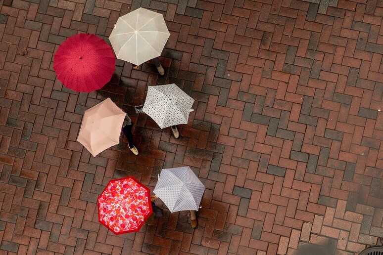 Pioggia a Boston © ANSA/EPA