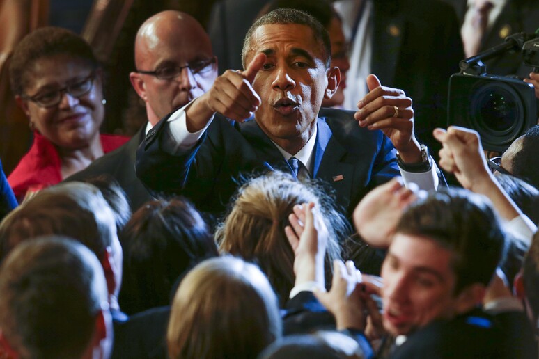 Barack Obama festeggiato a Capitol Hill a Washington il 20 gennaio © ANSA/AP