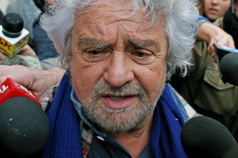 Beppe Grillo (archivio) - RIPRODUZIONE RISERVATA