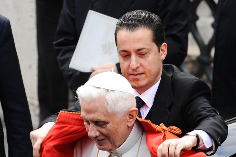 Paolo Gabriele con il Papa Benedetto XVI - RIPRODUZIONE RISERVATA