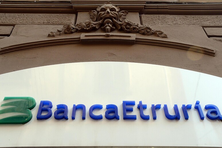 Banca Etruria - RIPRODUZIONE RISERVATA